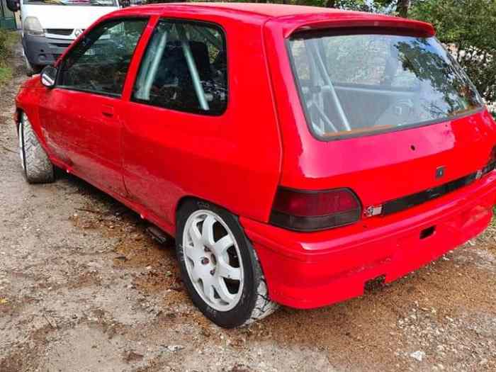 Clio a7 neuve – photo 1 sur 3