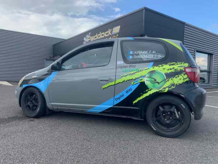 Toyota Yaris rallye groupe A5 0
