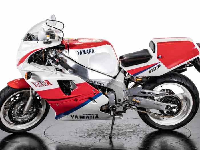 YAMAHA FZR 750 R OW01 - 1991 0