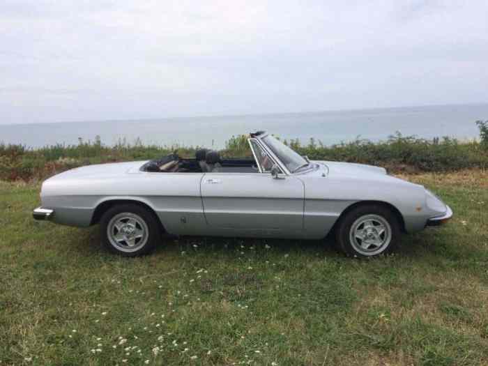 Alfa Romeo spider 2000 Veloce DE 1972 5