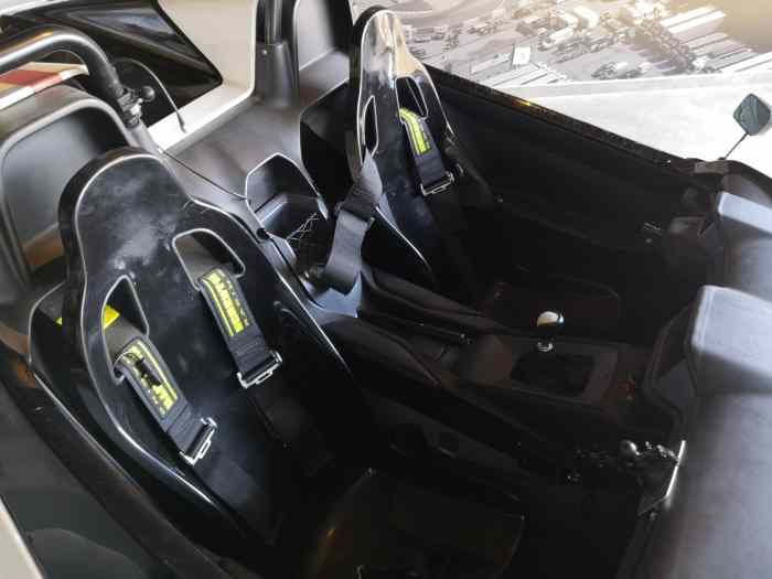 Zenos E10 4