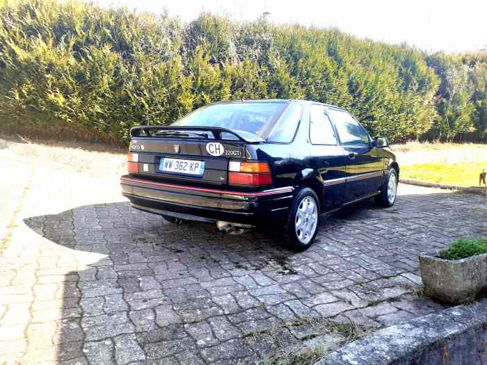 Rover 220 GTI 2.0 16 v origine Suisse 2