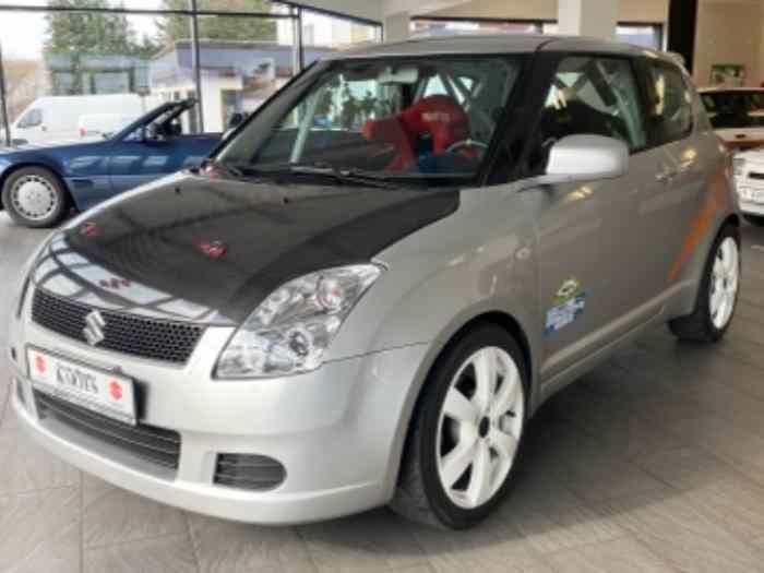 Suzuki Swift 1,6 Sport F2000 pret a co...