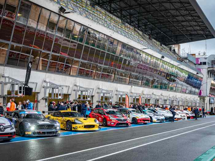 Baquet Volant disponible en MITJET 2L TTE Trophée Tourisme Endurance 3