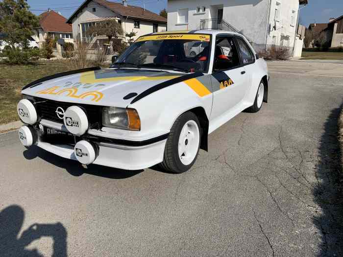 Opel Ascona B réplique 400 0