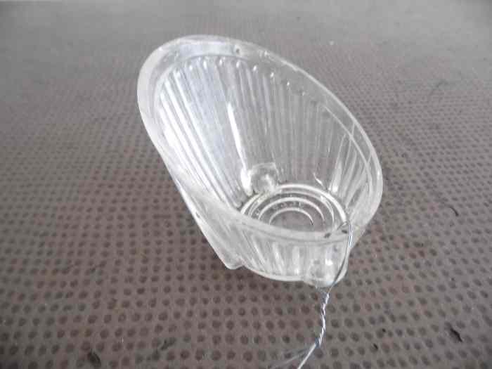 CABOCHON CLIGNOTANT / VEILLEUSE DROIT PK6726 RENAULT FLORIDE / CARAVELLE 4