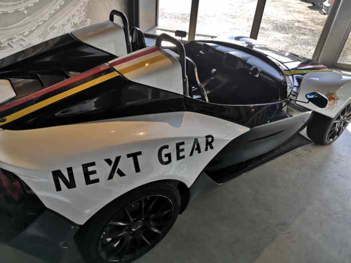 Zenos E10 3