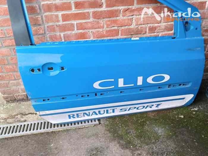 portes clio 3 rs + ailes av d et g 1