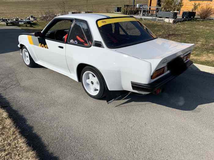 Opel Ascona B réplique 400 2