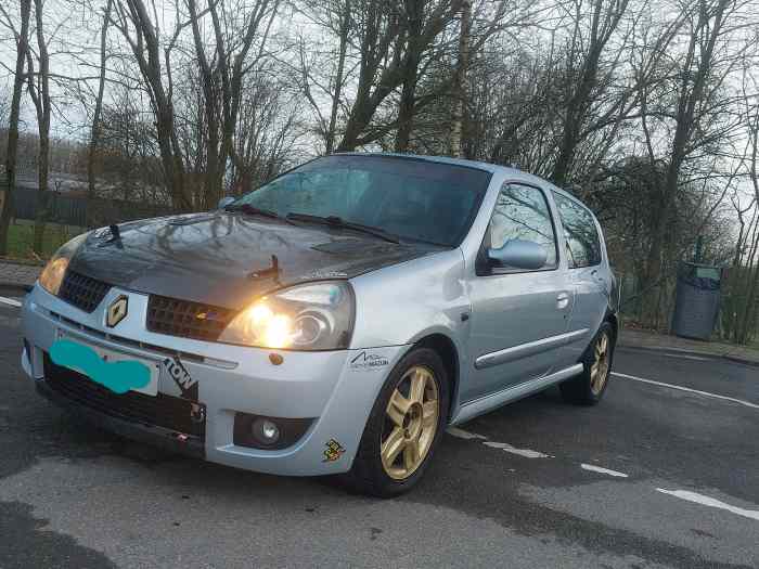 Clio 2 rs