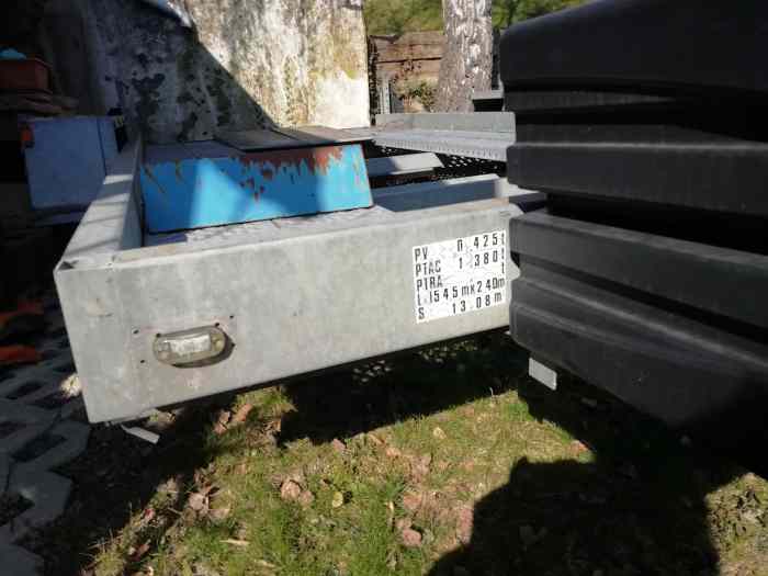 REMORQUE double essieu 1300kg – photo 3 sur 3