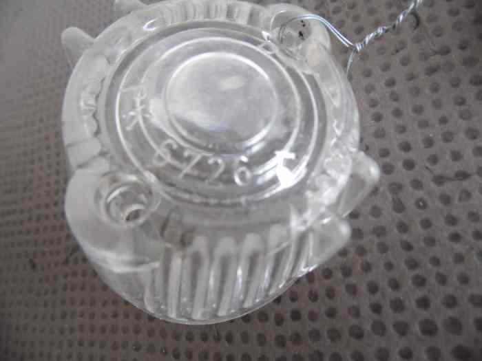CABOCHON CLIGNOTANT / VEILLEUSE DROIT PK6726 RENAULT FLORIDE / CARAVELLE 2