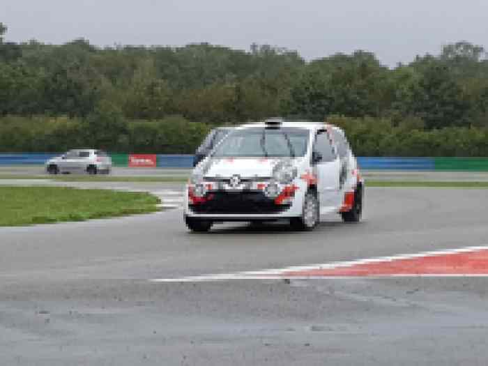 VENDUE TWINGO R1 MERCI MIKADO 3