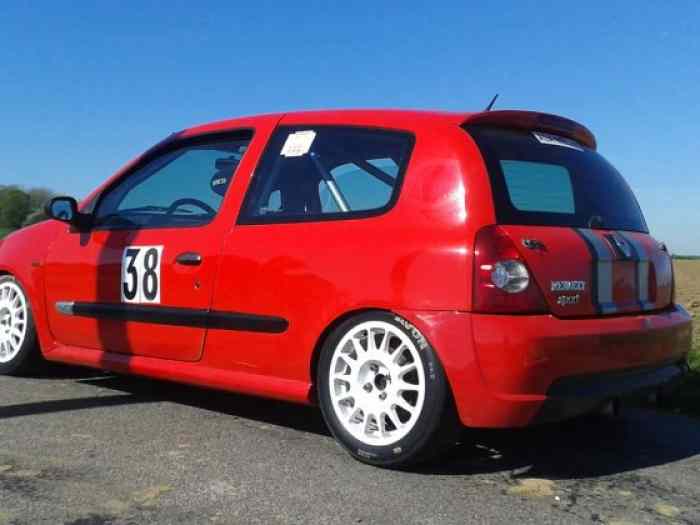 Clio 2 Cup x65 évo 2006 3