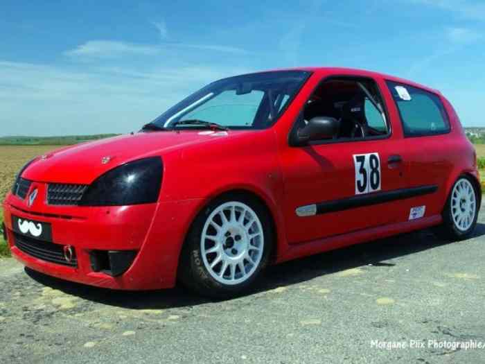 Clio 2 Cup x65 évo 2006 2