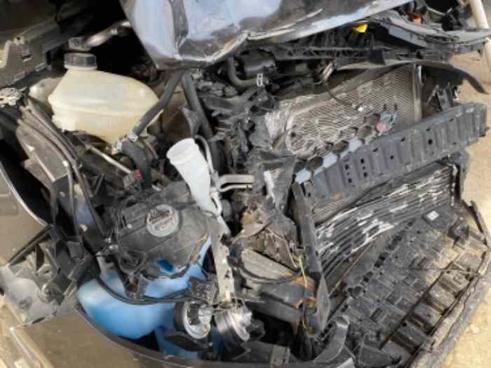 Ford Fiesta ST accidentée 3