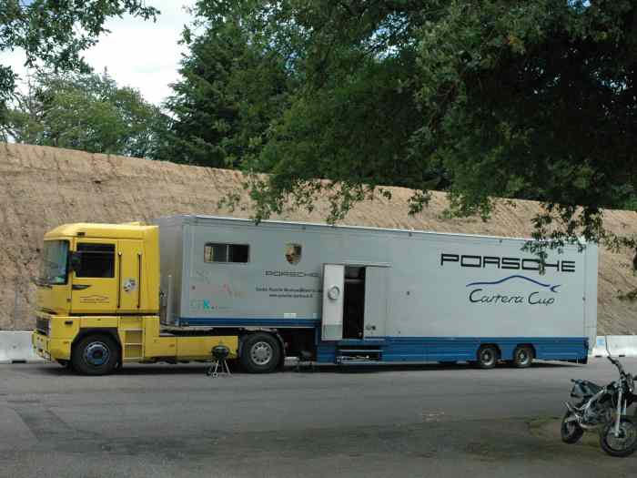 Ensemble Tracteur Renault AE500 collector avec Semi remorque aménagé FRUEHAUF (porte chars carrossé) 0