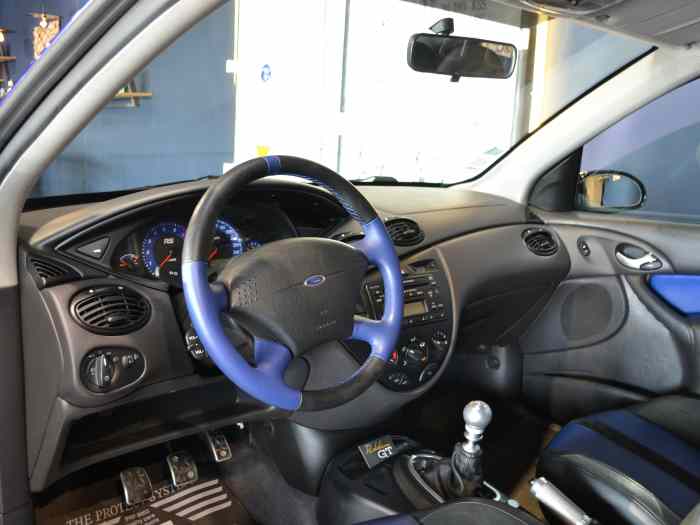 Ford focus RS mk1 4
