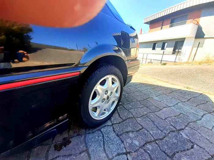 Rover 220 GTI 2.0 16 v origine Suisse 5