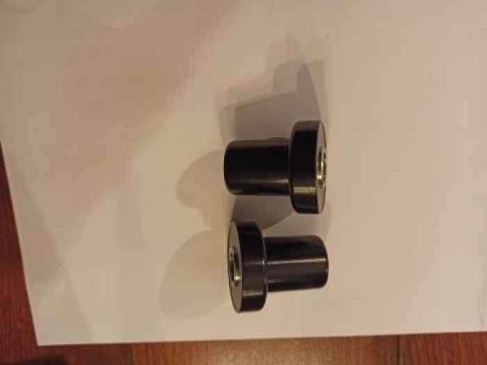 Silent Bloc de train pour R11 groupe A, Gt turbo groupe A, R5 turbo, Alpine A110 et A310 – photo 1 sur 3
