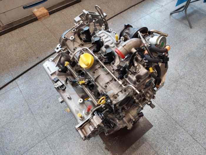 A vendre Moteur neuf Renault F4RT (Mégane RS - 2 litres Turbo) 3