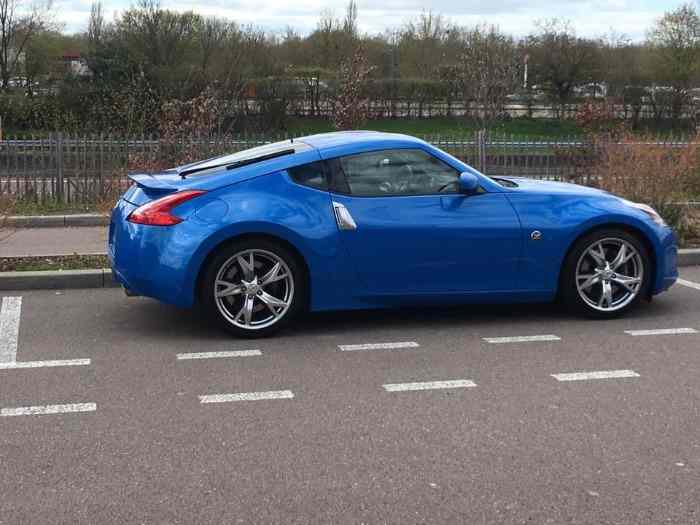 Nissan 370Z stock 0