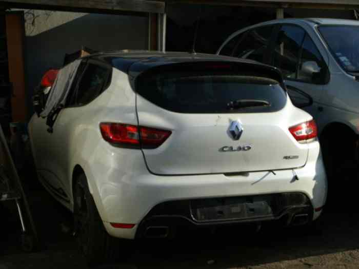 clio 4 RS accidenté 0