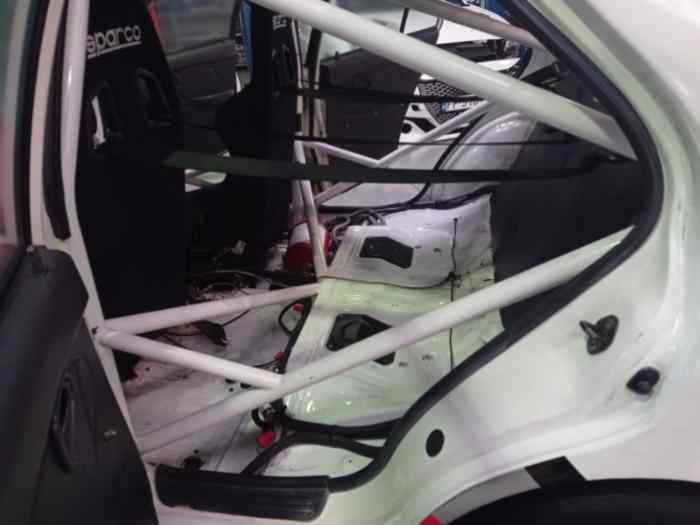 Mitsubishi Lancer Evo III 5