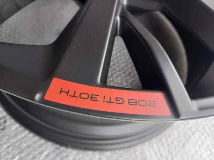 1 jante neuve Peugeot 208 GTI 30th anniversaire VENDUE 1
