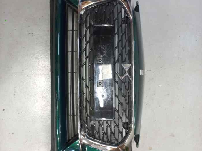 VENDU bouclier avant citroen DS3 phase 2 0