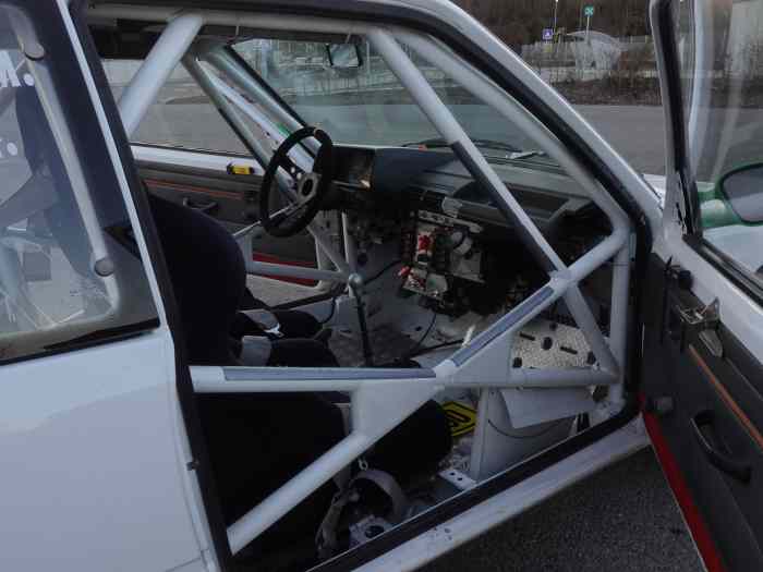 A Vendre: Peugeot 205 GTI 1900 12000€ Belgique 5