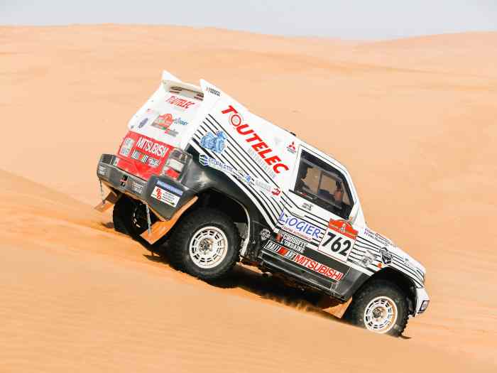 Mitsubishi Pajero EVO 3.5 MIVEC Dakar RALLI ART 3