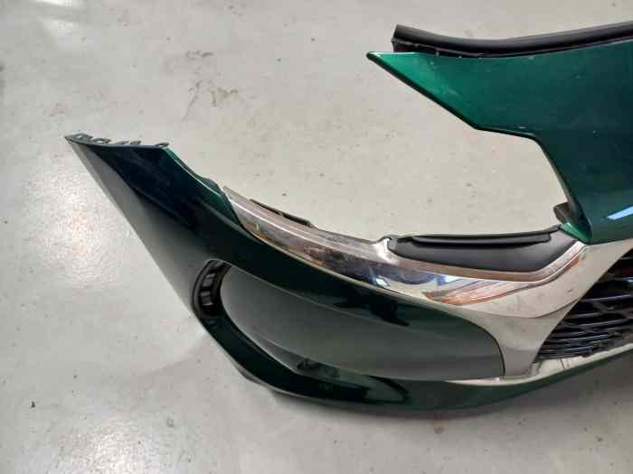VENDU bouclier avant citroen DS3 phase 2 4