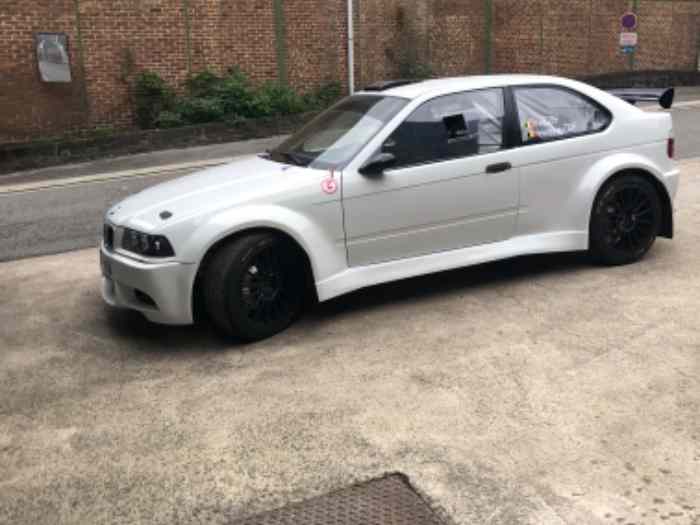 BMW 318 Compact F2000 4