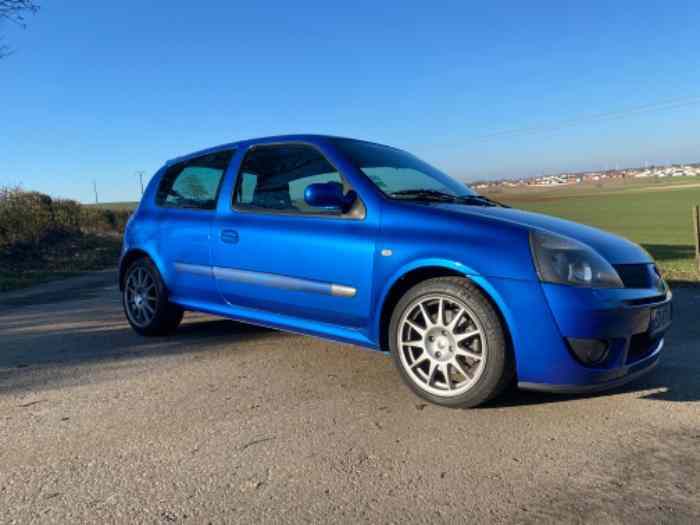 Renault clio ragnotti