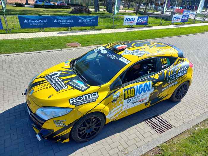 Megane full n4 ex officiel n°001