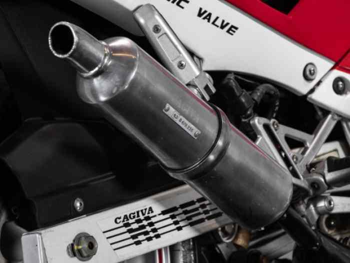 1992 CAGIVA FRECCIA C12R FINAL EDITION 4