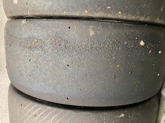 pneus Michelin 20/61-17 slick clio cup...