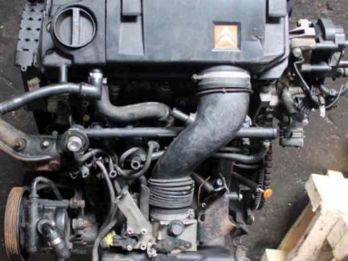 Moteur essence 2 L 8 soupapes réf XU10J2 / RFX Xantia, 806, Xsara / 405 / 306 xsi 0