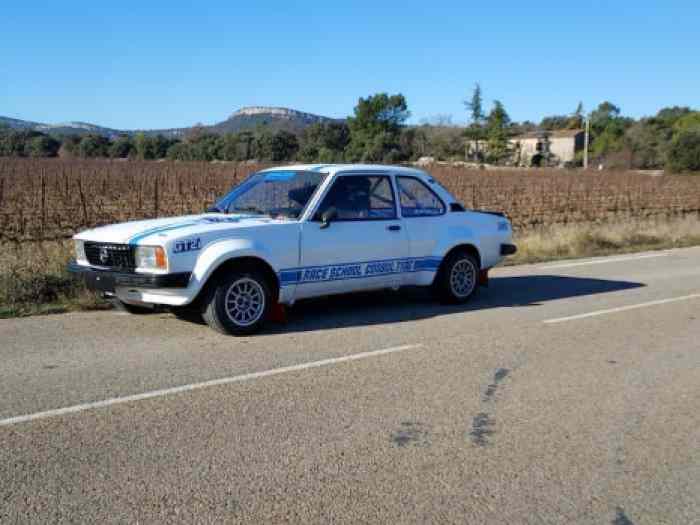 Opel ASCONA Groupe 2 avec PTH 4