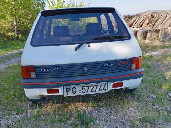 Peugeot 205 GTI bianco 1.9 1