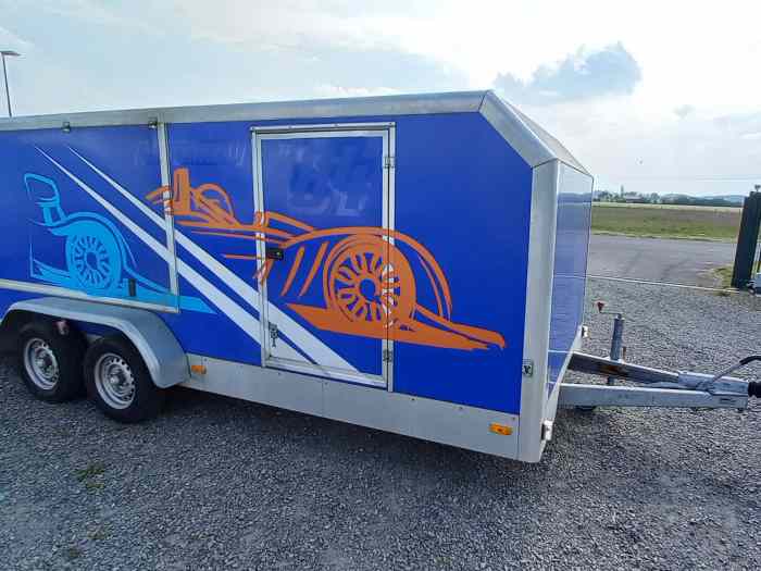 Remorque Porte voiture fermée 5