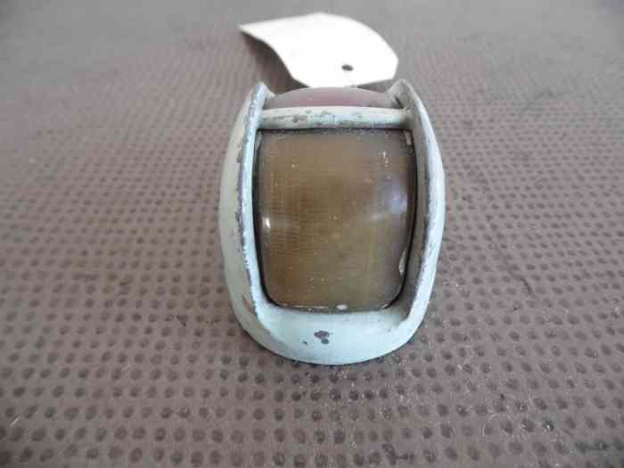 CABOCHON FEU CLIGNOTANT LATERAL RENAULT 4CV & JUVA4 1