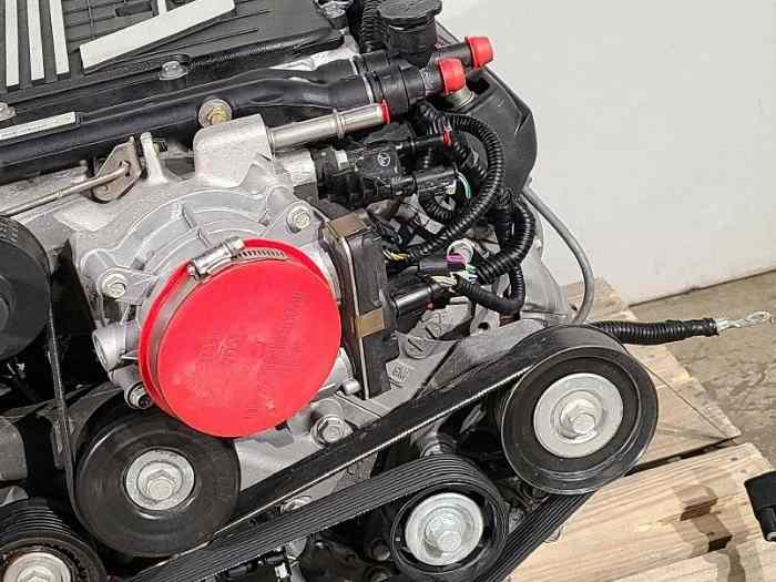Chevrolet Corvette C7 Z06 LT4 Complete Engine 2