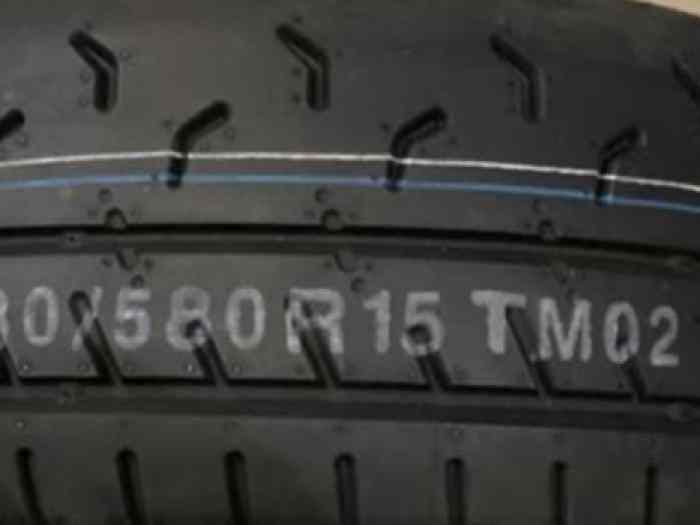 -10% pneus FIA KUMHO TM02 1
