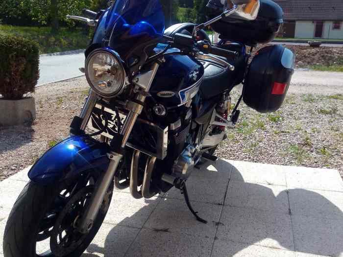 Moto Suzuki 1400 GSX 0
