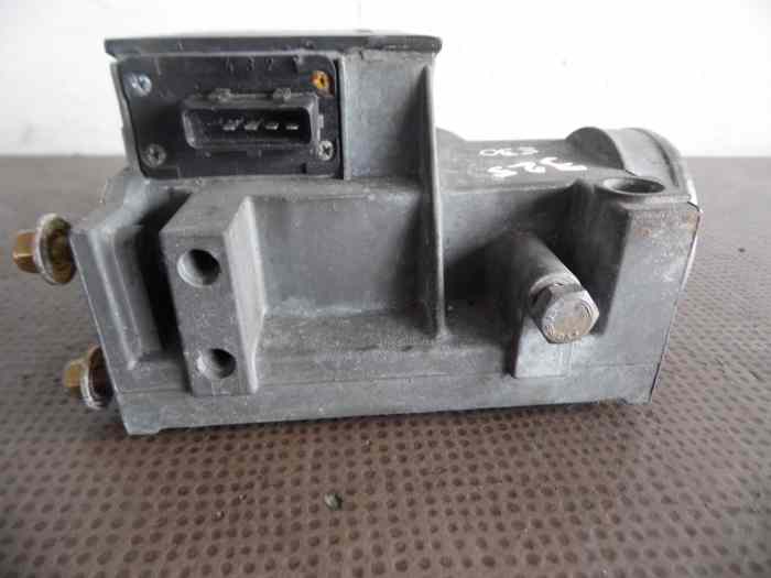 DEBITMETRE 0280202082 / 13621286615 BMW 325i E30 2