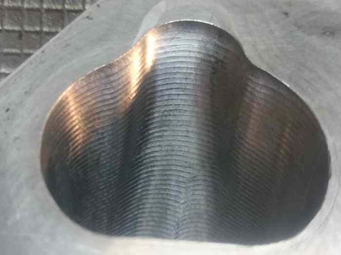 Préparation Culasse EW10J4S CNC 5 AXES. (Echange Standard Possible). 1