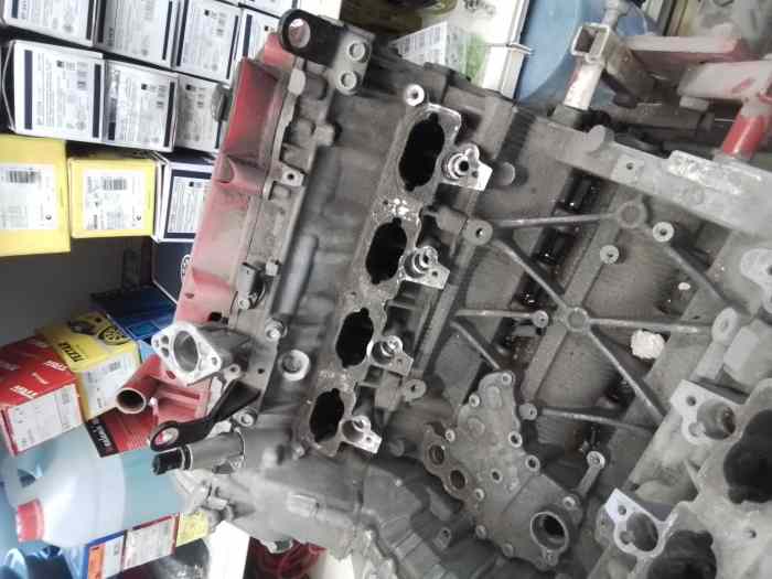 Moteur AUDI-VW V8 RS4/RS5/R8 ETC...soupapes cassees 1