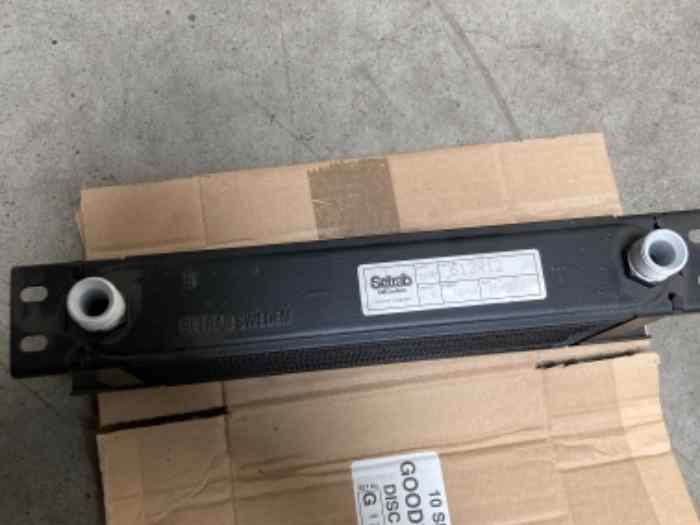 Radiateur d’huile neuf 3